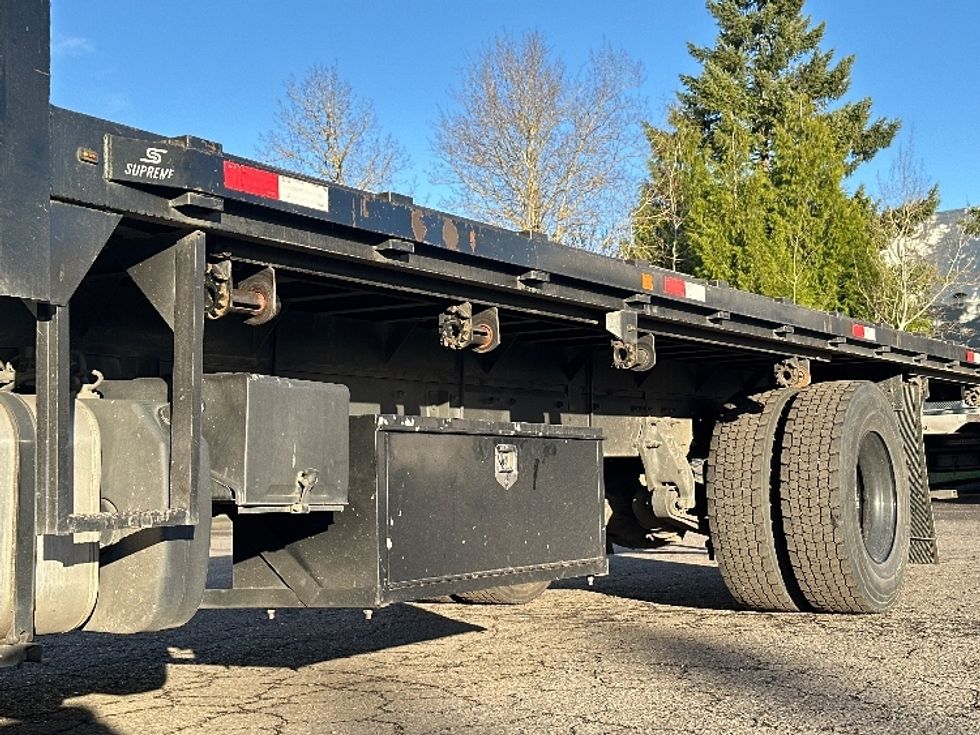 Flatbed Truck-Light and Medium Duty Trucks-Freightliner-2021-M2-Clackamas-OR-89,553\n\t\tmiles-$ 64,000 - Image 5