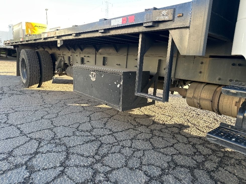 Flatbed Truck-Light and Medium Duty Trucks-Freightliner-2021-M2-Clackamas-OR-89,553\n\t\tmiles-$ 64,000 - Image 9