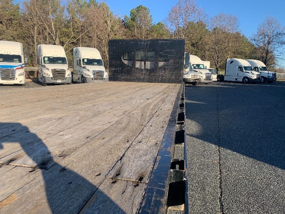Flatbed Truck-Light and Medium Duty Trucks-Freightliner-2021-M2-Concord-NC-128,599\n\t\tmiles-$ 52,750 - Image 12