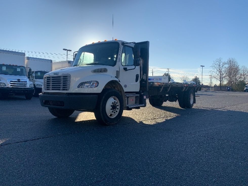 Flatbed Truck-Light and Medium Duty Trucks-Freightliner-2021-M2-Concord-NC-128,599\n\t\tmiles-$ 52,750 - Image 3