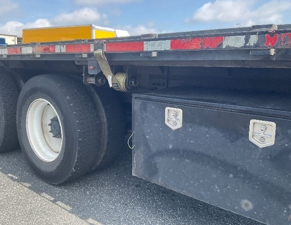 Flatbed Truck-Light and Medium Duty Trucks-Freightliner-2021-M2-Concord-NC-212,665\n\t\tmiles-$ 60,500 - Image 11