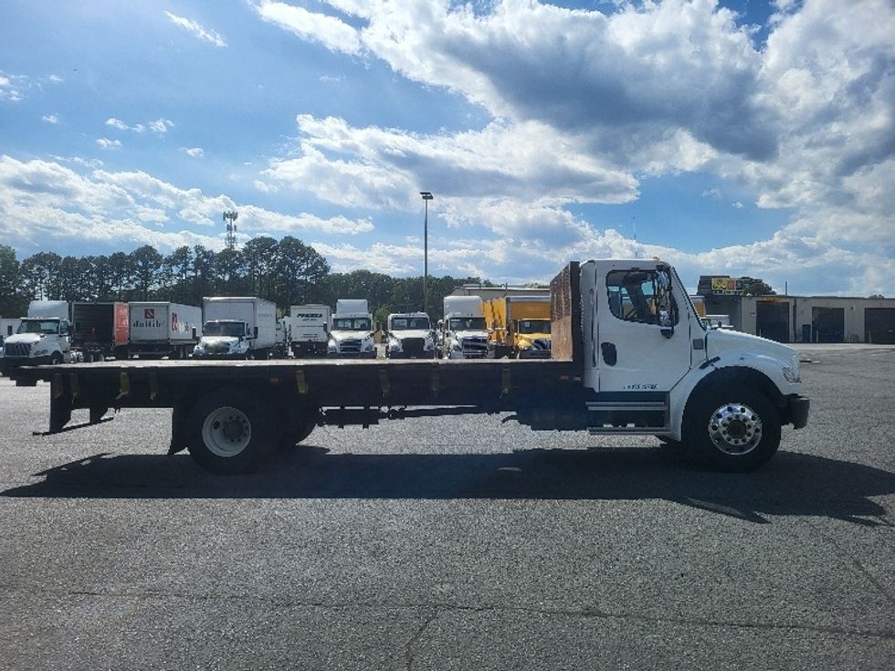 Flatbed Truck-Light and Medium Duty Trucks-Freightliner-2021-M2-Concord-NC-360,731\n\t\tmiles-$ 25,250 - Image 15