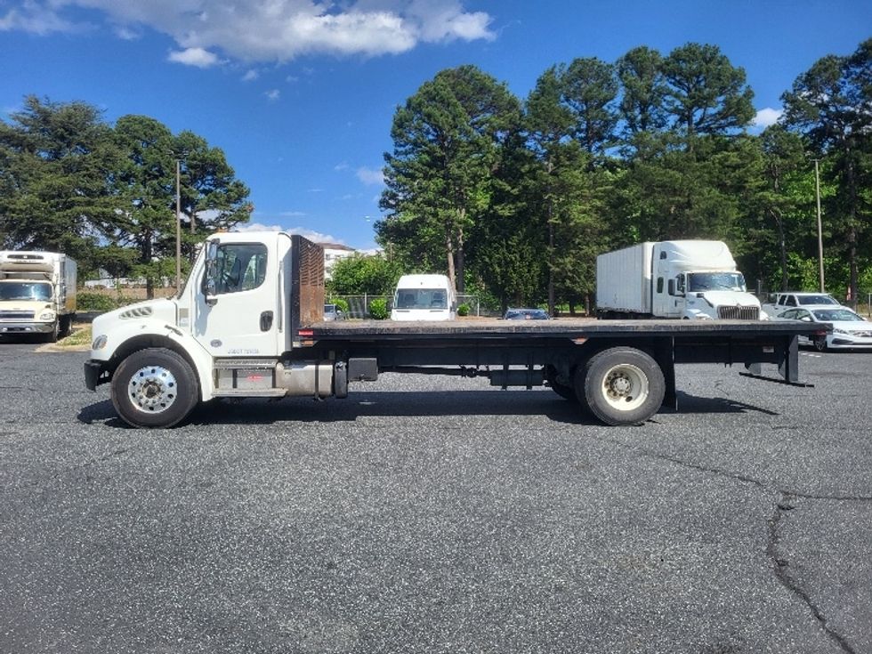 Flatbed Truck-Light and Medium Duty Trucks-Freightliner-2021-M2-Concord-NC-360,731\n\t\tmiles-$ 25,250 - Image 4