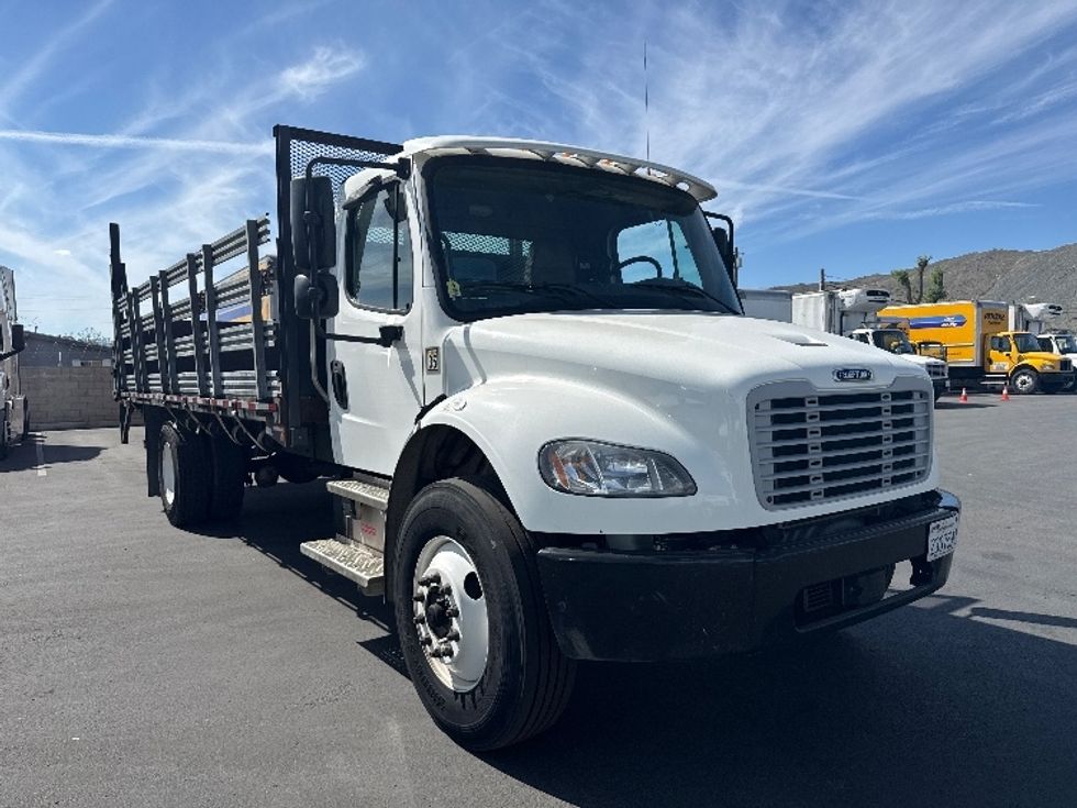 Flatbed Truck-Light and Medium Duty Trucks-Freightliner-2021-M2-Fontana-CA-165,131\n\t\tmiles-$ 49,750 - Image 1