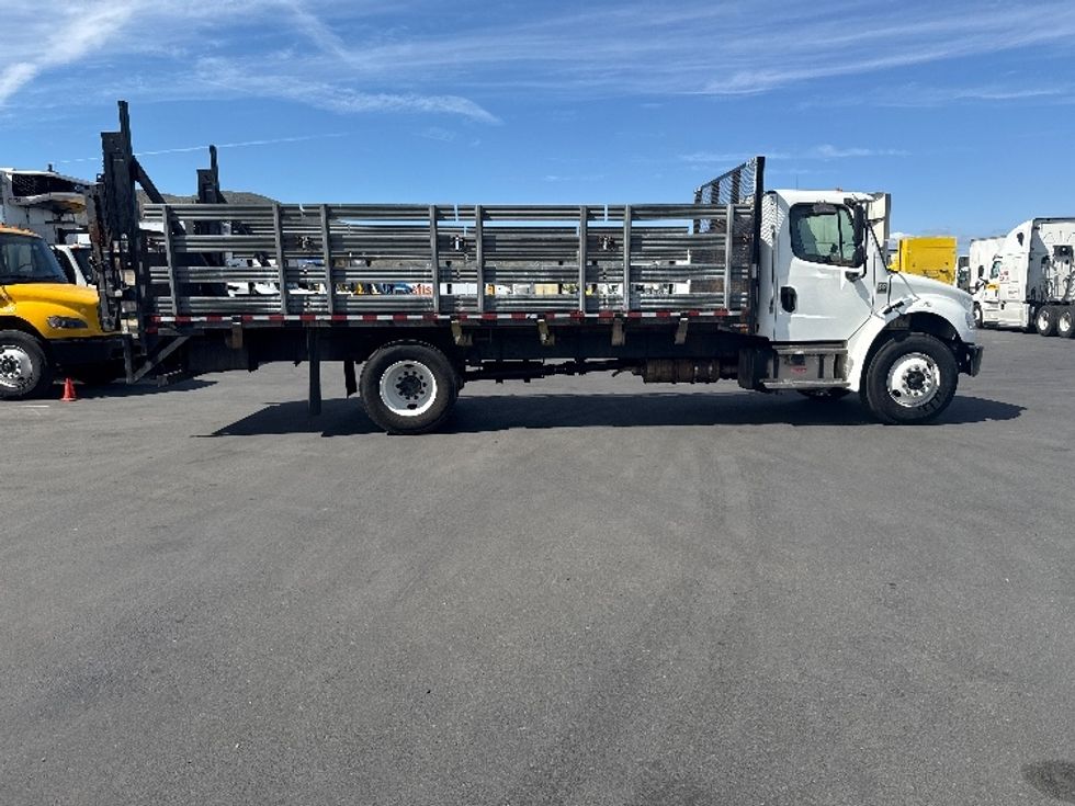 Flatbed Truck-Light and Medium Duty Trucks-Freightliner-2021-M2-Fontana-CA-165,131\n\t\tmiles-$ 49,750 - Image 15