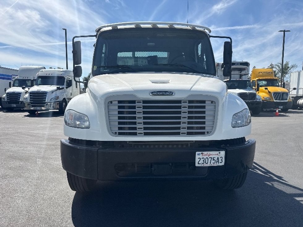 Flatbed Truck-Light and Medium Duty Trucks-Freightliner-2021-M2-Fontana-CA-165,131\n\t\tmiles-$ 49,750 - Image 2