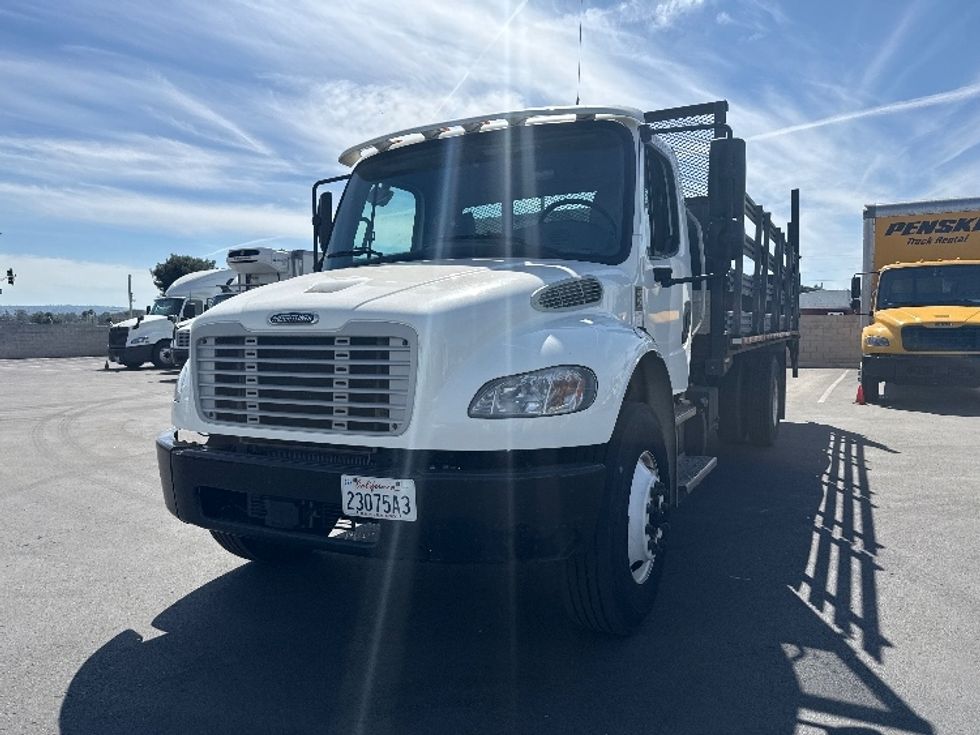 Flatbed Truck-Light and Medium Duty Trucks-Freightliner-2021-M2-Fontana-CA-165,131\n\t\tmiles-$ 49,750 - Image 3