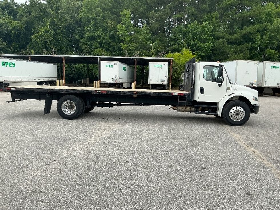 Flatbed Truck-Light and Medium Duty Trucks-Freightliner-2021-M2-Greensboro-NC-119,965\n\t\tmiles-$ 67,500 - Image 11