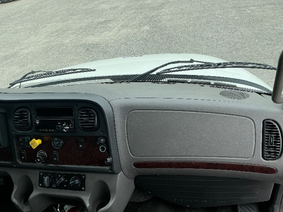 Flatbed Truck-Light and Medium Duty Trucks-Freightliner-2021-M2-Greensboro-NC-119,965\n\t\tmiles-$ 67,500 - Image 17