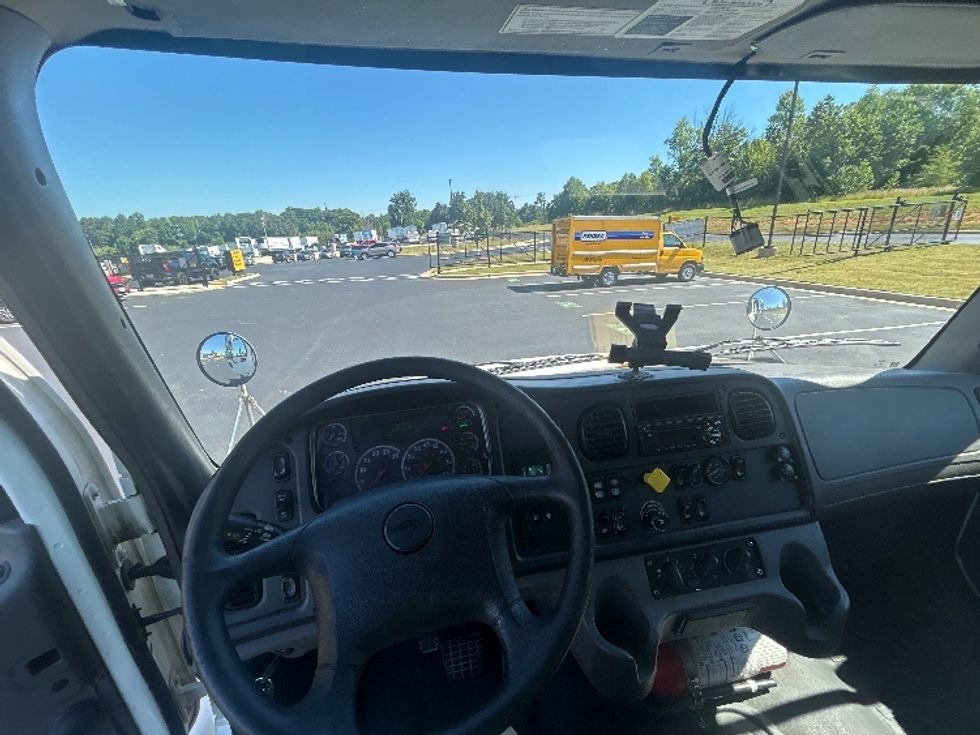 Flatbed Truck-Light and Medium Duty Trucks-Freightliner-2021-M2-Greensboro-NC-492,396\n\t\tmiles-$ 24,750 - Image 15