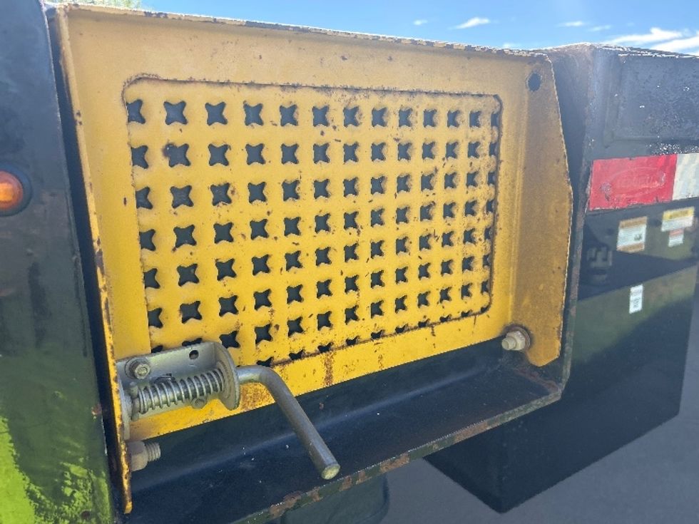 Flatbed Truck-Light and Medium Duty Trucks-Freightliner-2021-M2-Houston-TX-170,733\n\t\tmiles-$ 86,000 - Image 24