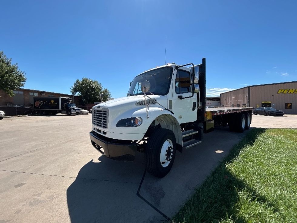 Flatbed Truck-Light and Medium Duty Trucks-Freightliner-2021-M2-Houston-TX-170,733\n\t\tmiles-$ 86,000 - Image 3
