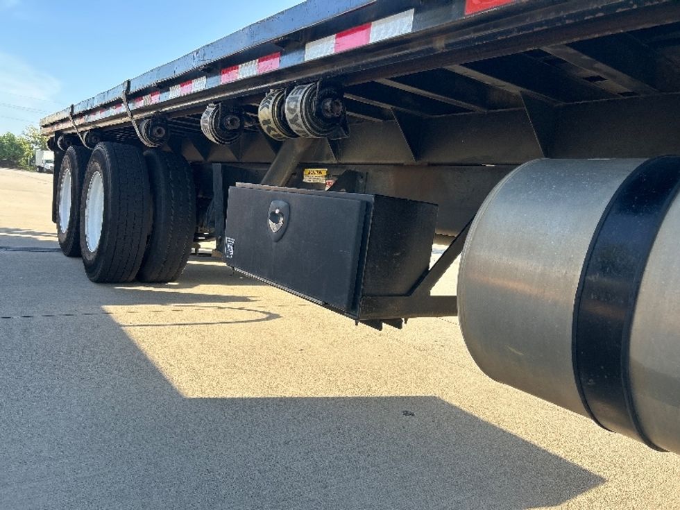 Flatbed Truck-Light and Medium Duty Trucks-Freightliner-2021-M2-Houston-TX-188,788\n\t\tmiles-$ 83,500 - Image 10