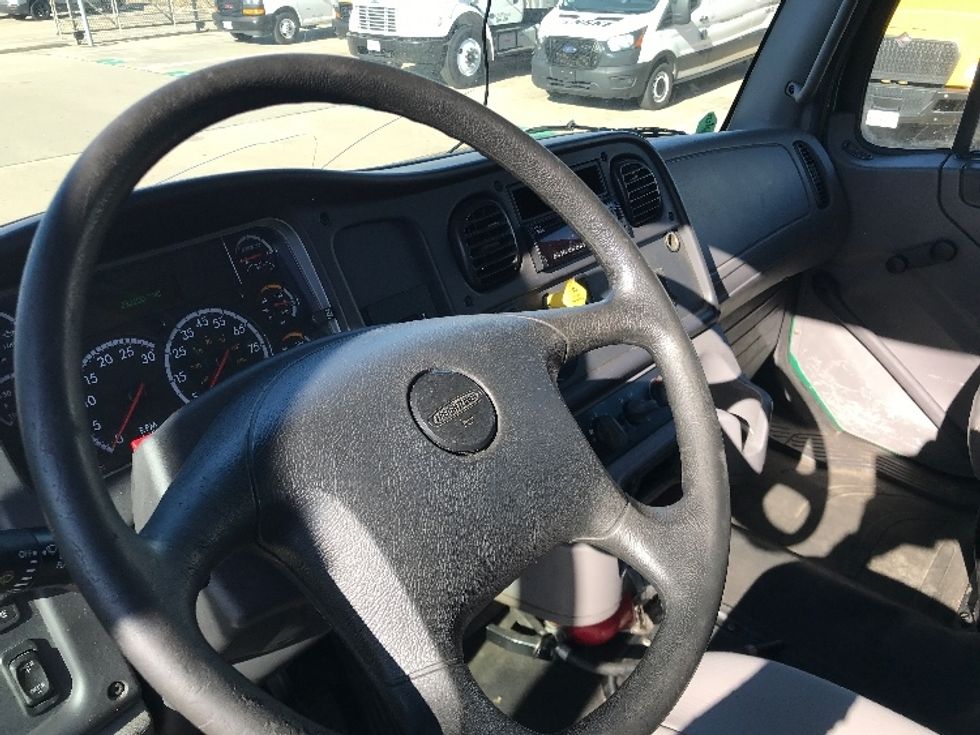 Flatbed Truck-Light and Medium Duty Trucks-Freightliner-2021-M2-Houston-TX-232,208\n\t\tmiles-$ 59,250 - Image 16