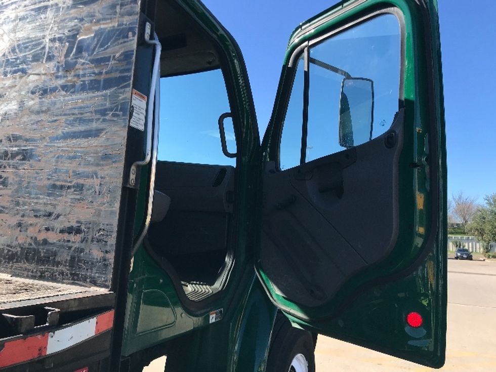 Flatbed Truck-Light and Medium Duty Trucks-Freightliner-2021-M2-Houston-TX-232,208\n\t\tmiles-$ 59,250 - Image 19