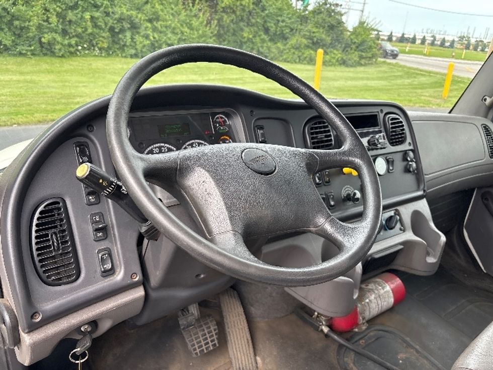 Flatbed Truck-Light and Medium Duty Trucks-Freightliner-2021-M2-Middlefield-OH-363,633\n\t\tmiles-$ 47,250 - Image 17