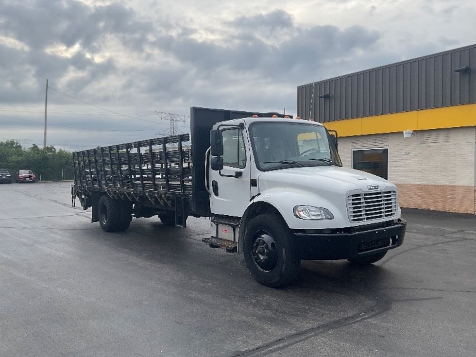 Flatbed Truck-Light and Medium Duty Trucks-Freightliner-2021-M2-Milwaukee-WI-98,765\n\t\tmiles-$ 66,500 - Image 1