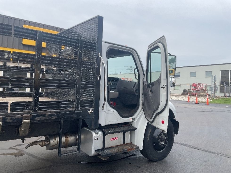 Flatbed Truck-Light and Medium Duty Trucks-Freightliner-2021-M2-Milwaukee-WI-98,765\n\t\tmiles-$ 66,500 - Image 20