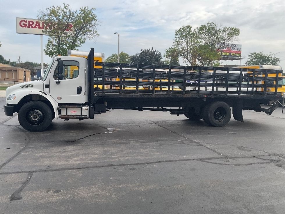Flatbed Truck-Light and Medium Duty Trucks-Freightliner-2021-M2-Milwaukee-WI-98,765\n\t\tmiles-$ 66,500 - Image 4