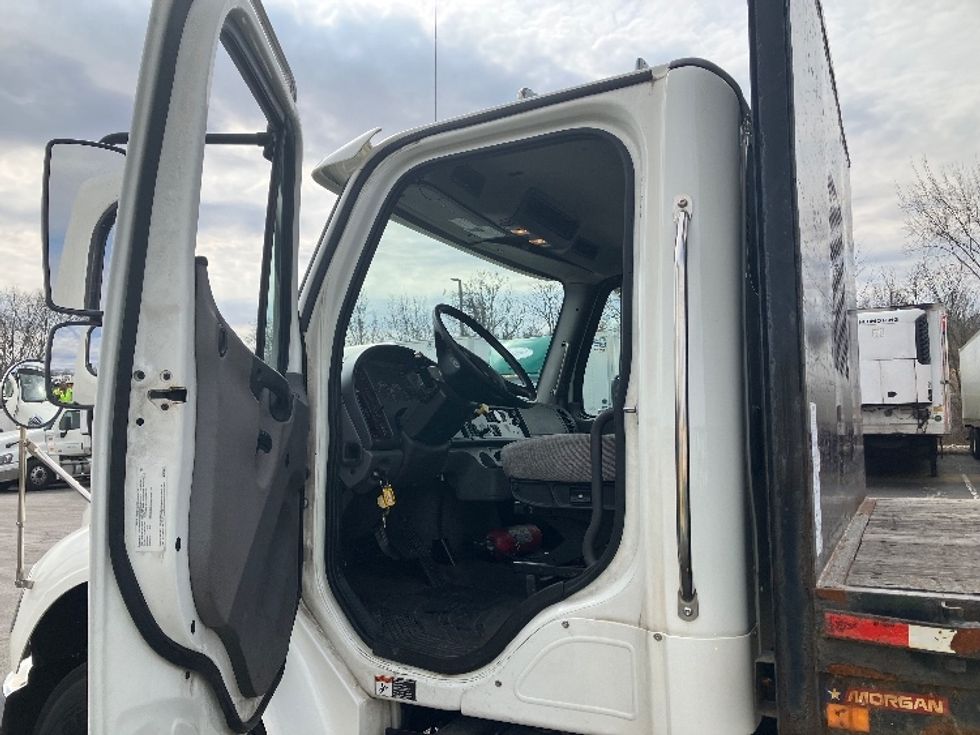 Flatbed Truck-Light and Medium Duty Trucks-Freightliner-2021-M2-Parsippany-NJ-181,089\n\t\tmiles-$ 53,500 - Image 14