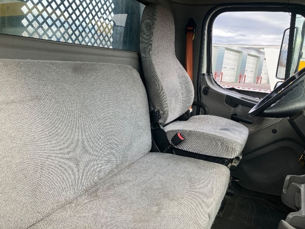 Flatbed Truck-Light and Medium Duty Trucks-Freightliner-2021-M2-Parsippany-NJ-181,089\n\t\tmiles-$ 53,500 - Image 20