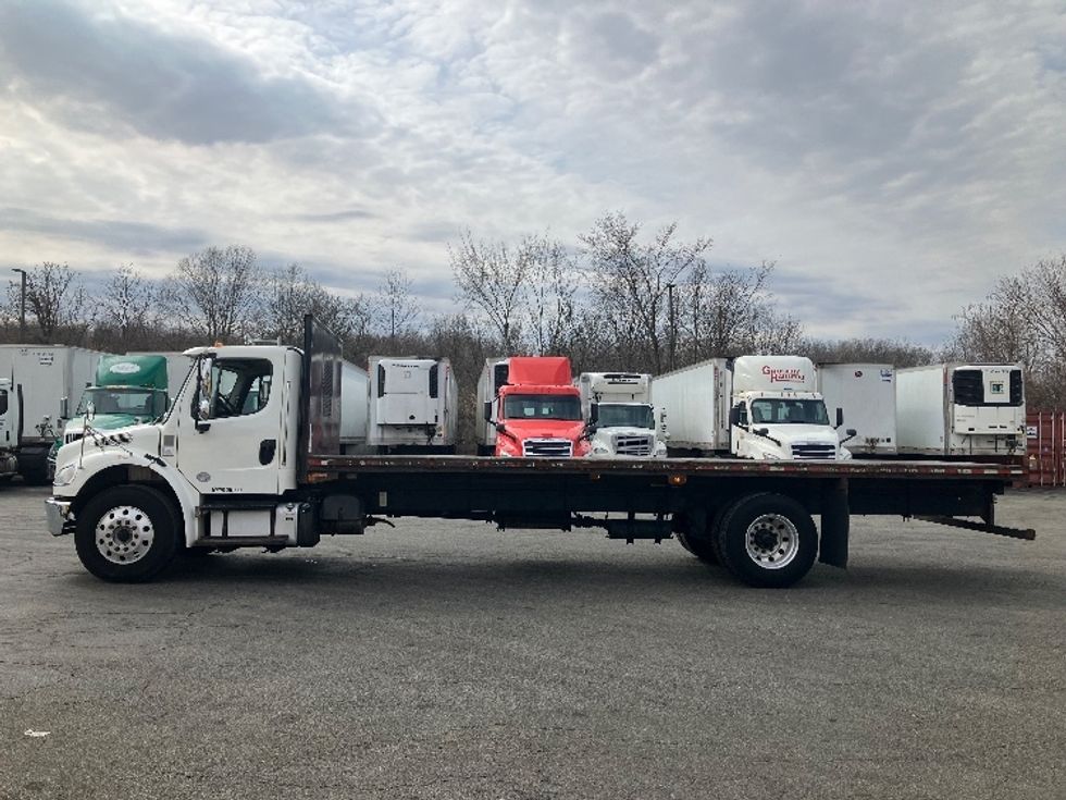 Flatbed Truck-Light and Medium Duty Trucks-Freightliner-2021-M2-Parsippany-NJ-181,089\n\t\tmiles-$ 53,500 - Image 4