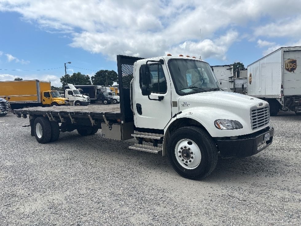 Flatbed Truck-Light and Medium Duty Trucks-Freightliner-2021-M2-Richmond-VA-88,918\n\t\tmiles-$ 70,500 - Image 1