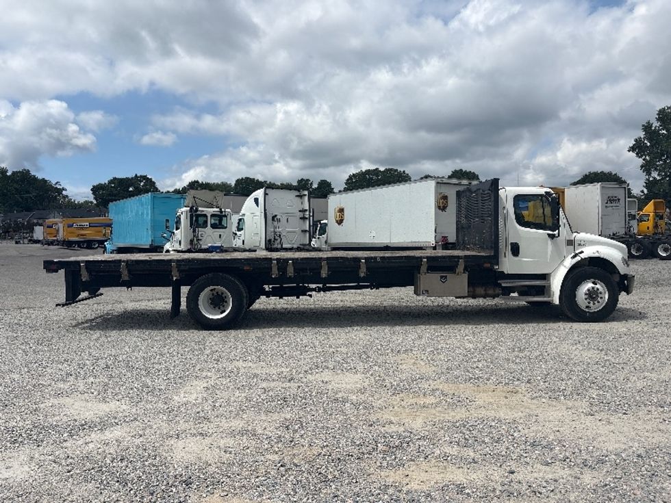 Flatbed Truck-Light and Medium Duty Trucks-Freightliner-2021-M2-Richmond-VA-88,918\n\t\tmiles-$ 70,500 - Image 12