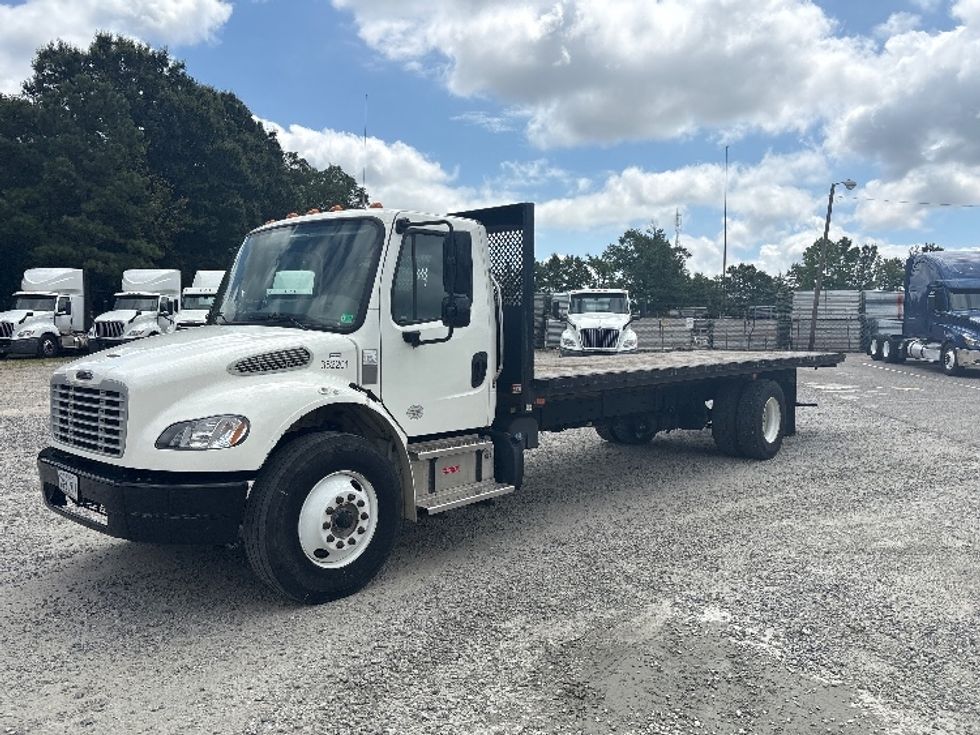Flatbed Truck-Light and Medium Duty Trucks-Freightliner-2021-M2-Richmond-VA-88,918\n\t\tmiles-$ 70,500 - Image 3