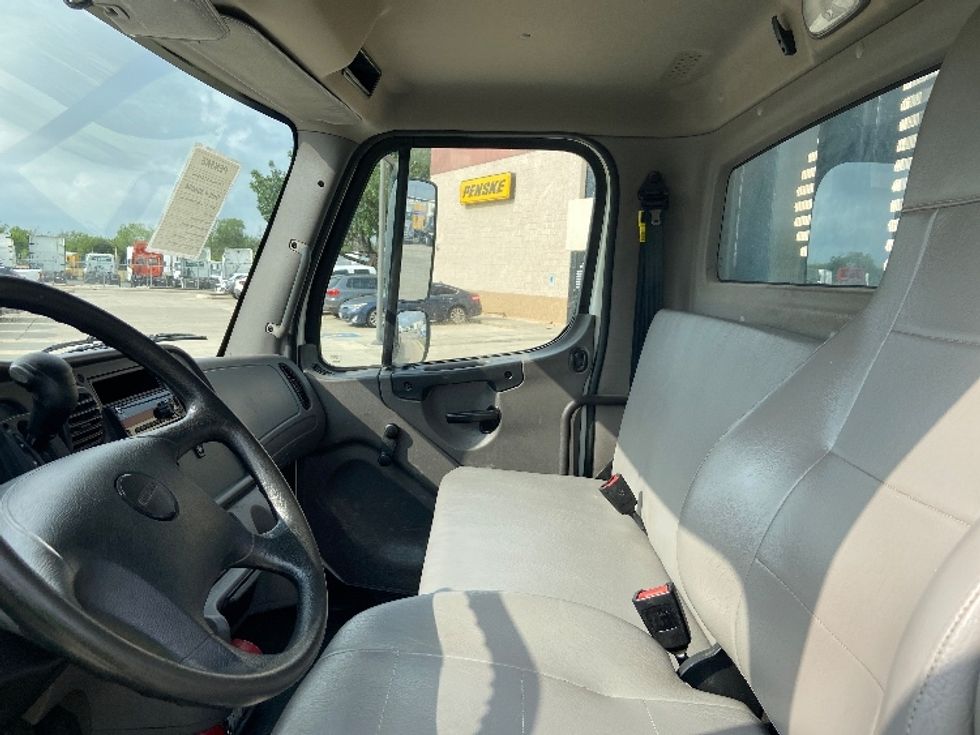 Flatbed Truck-Light and Medium Duty Trucks-Freightliner-2021-M2-San Antonio-TX-51,863\n\t\tmiles-$ 73,750 - Image 17