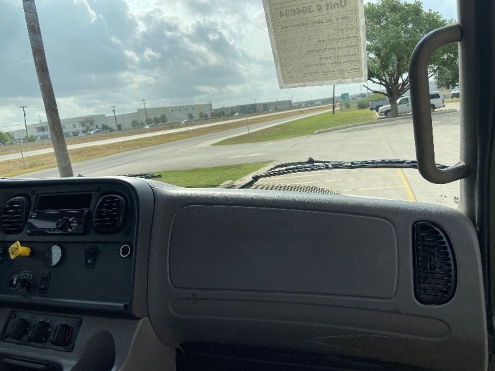 Flatbed Truck-Light and Medium Duty Trucks-Freightliner-2021-M2-San Antonio-TX-51,863\n\t\tmiles-$ 73,750 - Image 19
