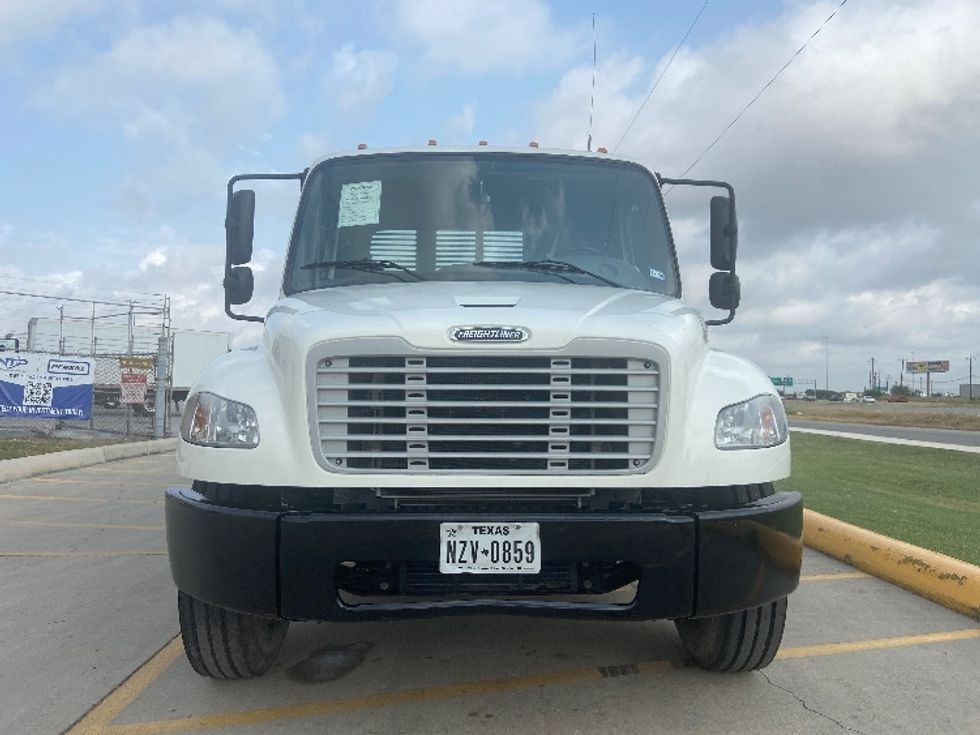 Flatbed Truck-Light and Medium Duty Trucks-Freightliner-2021-M2-San Antonio-TX-51,863\n\t\tmiles-$ 73,750 - Image 2