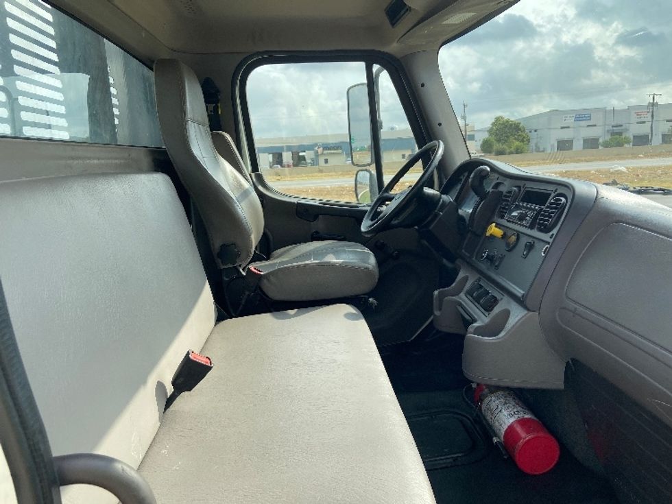 Flatbed Truck-Light and Medium Duty Trucks-Freightliner-2021-M2-San Antonio-TX-51,863\n\t\tmiles-$ 73,750 - Image 20