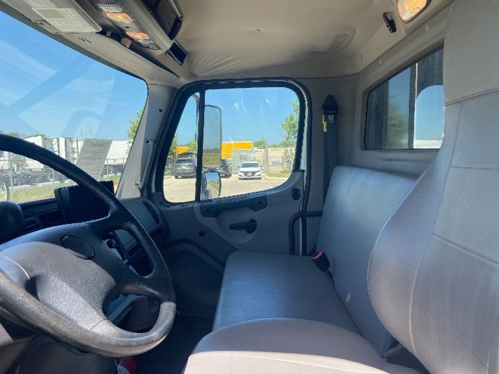 Flatbed Truck-Light and Medium Duty Trucks-Freightliner-2021-M2-San Antonio-TX-82,897\n\t\tmiles-$ 72,250 - Image 18