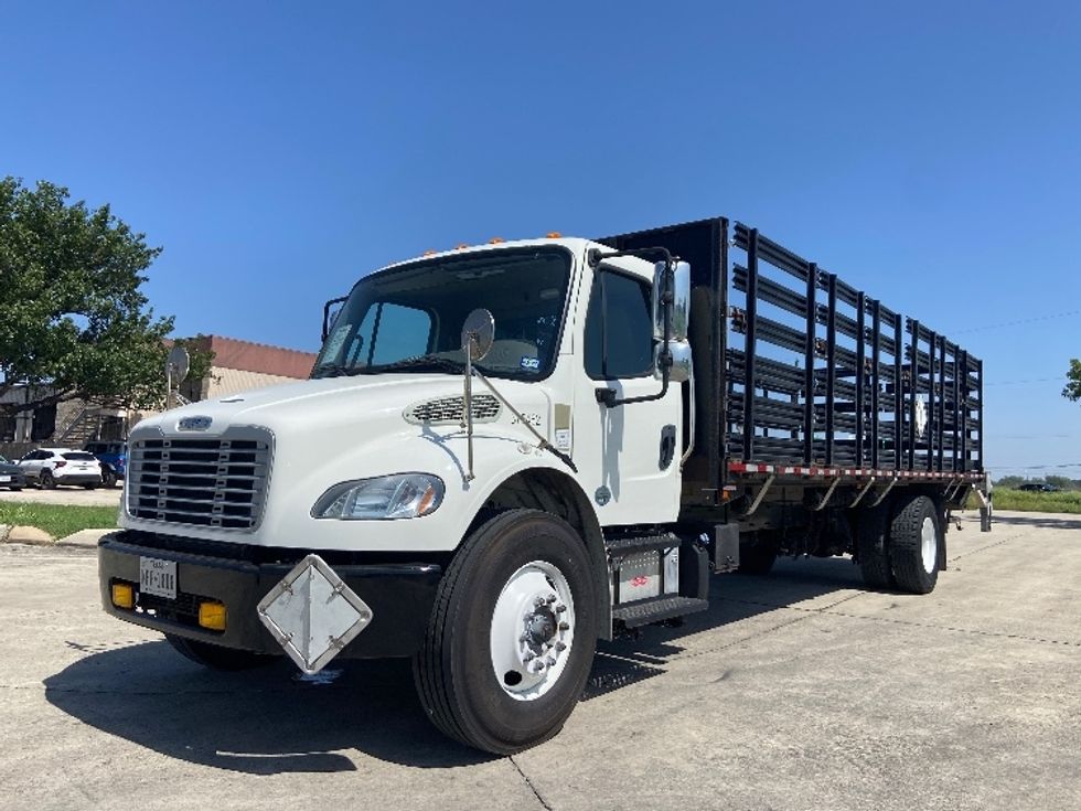 Flatbed Truck-Light and Medium Duty Trucks-Freightliner-2021-M2-San Antonio-TX-82,897\n\t\tmiles-$ 72,250 - Image 3