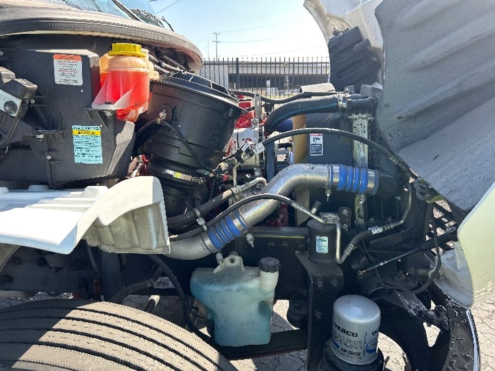 Flatbed Truck-Light and Medium Duty Trucks-Freightliner-2021-M2-Torrance-CA-158,261\n\t\tmiles-$ 52,000 - Image 21