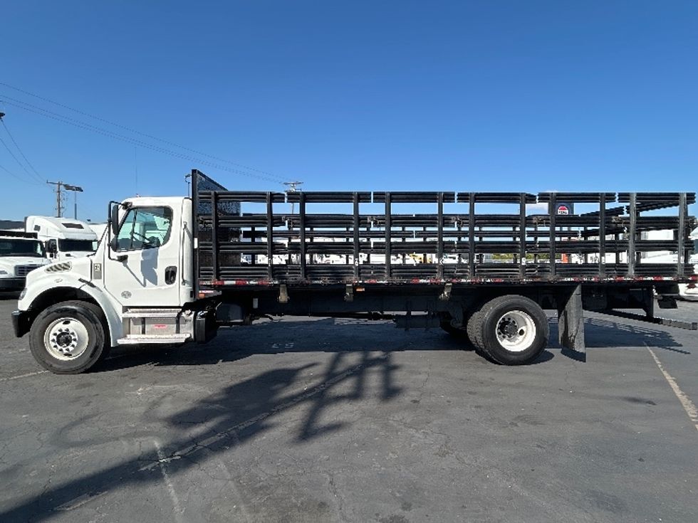Flatbed Truck-Light and Medium Duty Trucks-Freightliner-2021-M2-Torrance-CA-158,261\n\t\tmiles-$ 52,000 - Image 4
