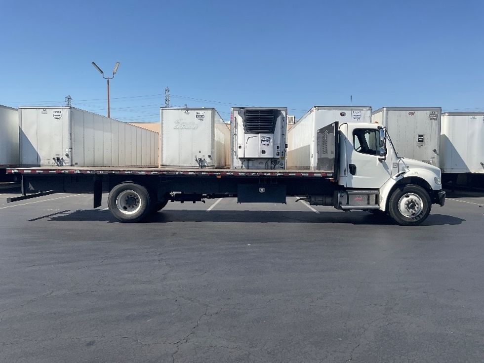 Flatbed Truck-Light and Medium Duty Trucks-Freightliner-2021-M2-Torrance-CA-181,831\n\t\tmiles-$ 56,750 - Image 11