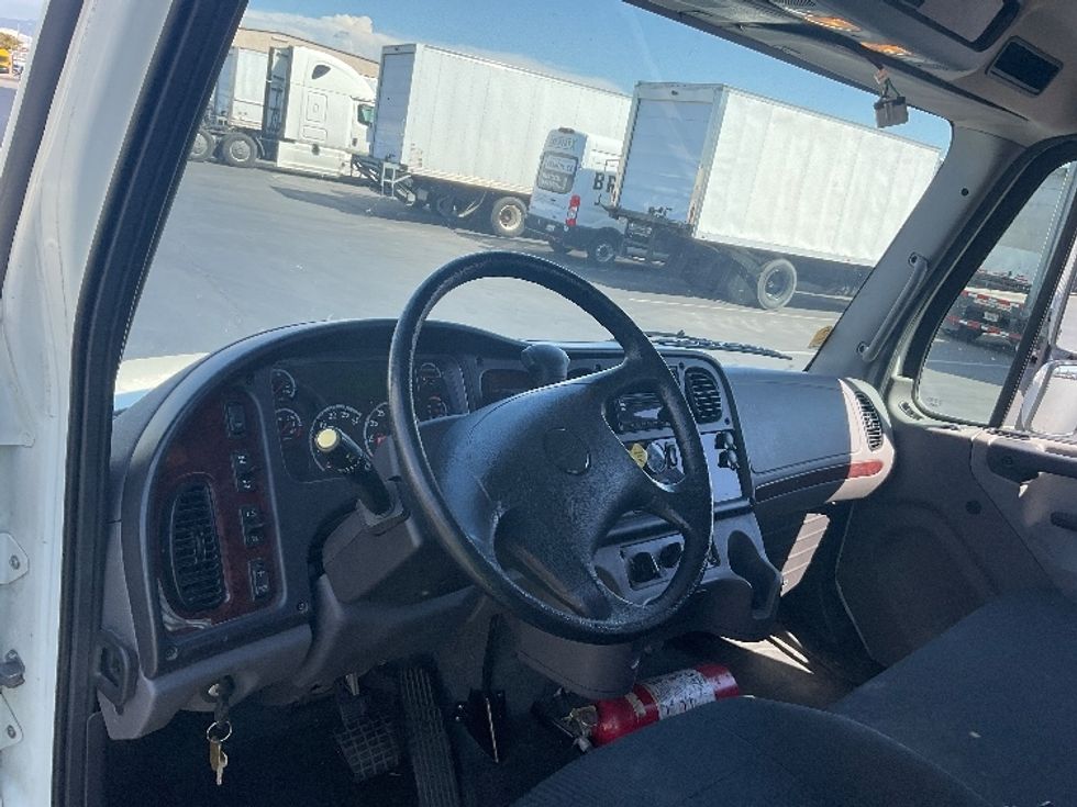 Flatbed Truck-Light and Medium Duty Trucks-Freightliner-2021-M2-Torrance-CA-181,831\n\t\tmiles-$ 56,750 - Image 13