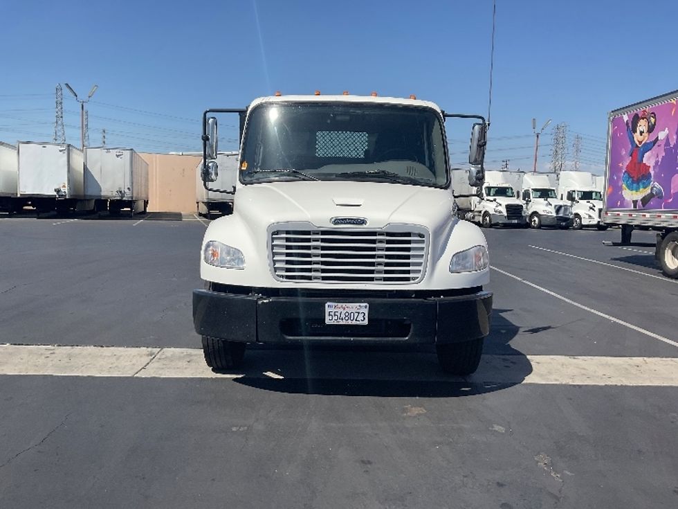 Flatbed Truck-Light and Medium Duty Trucks-Freightliner-2021-M2-Torrance-CA-181,831\n\t\tmiles-$ 56,750 - Image 2