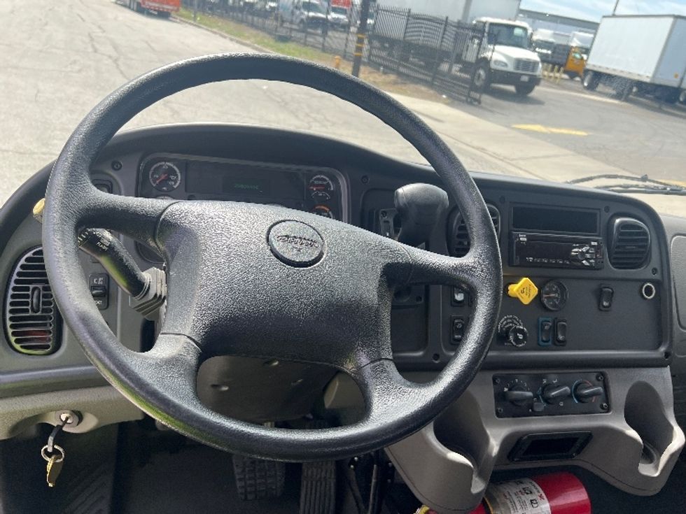 Flatbed Truck-Light and Medium Duty Trucks-Freightliner-2021-M2-Torrance-CA-204,919\n\t\tmiles-$ 45,750 - Image 16