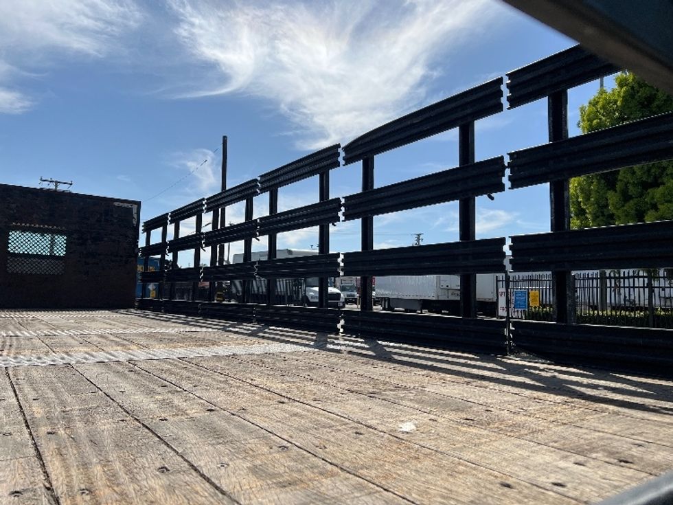 Flatbed Truck-Light and Medium Duty Trucks-Freightliner-2021-M2-Torrance-CA-210,250\n\t\tmiles-$ 44,750 - Image 10