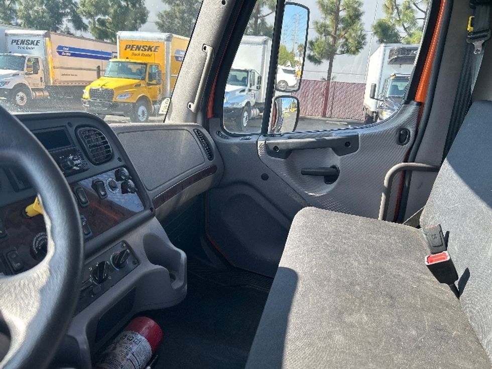 Flatbed Truck-Light and Medium Duty Trucks-Freightliner-2021-M2-Torrance-CA-28,884\n\t\tmiles-$ 74,500 - Image 17