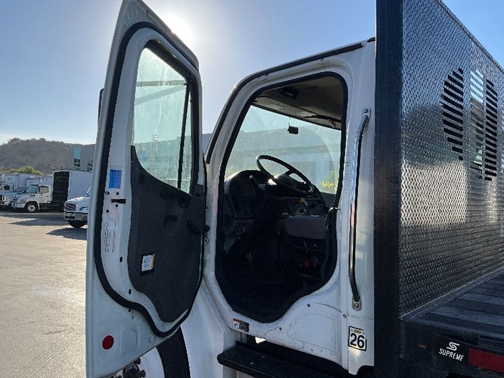 Flatbed Truck-Light and Medium Duty Trucks-Freightliner-2021-M2-Torrance-CA-75,574\n\t\tmiles-$ 72,250 - Image 11