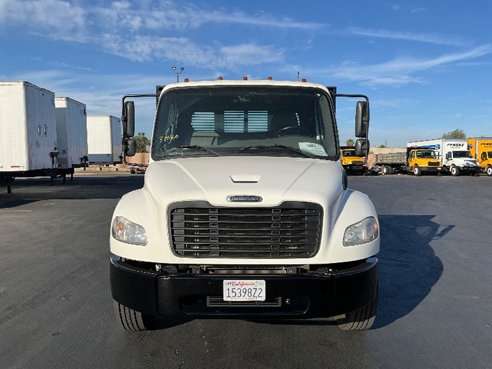 Flatbed Truck-Light and Medium Duty Trucks-Freightliner-2021-M2-Torrance-CA-75,574\n\t\tmiles-$ 72,250 - Image 2