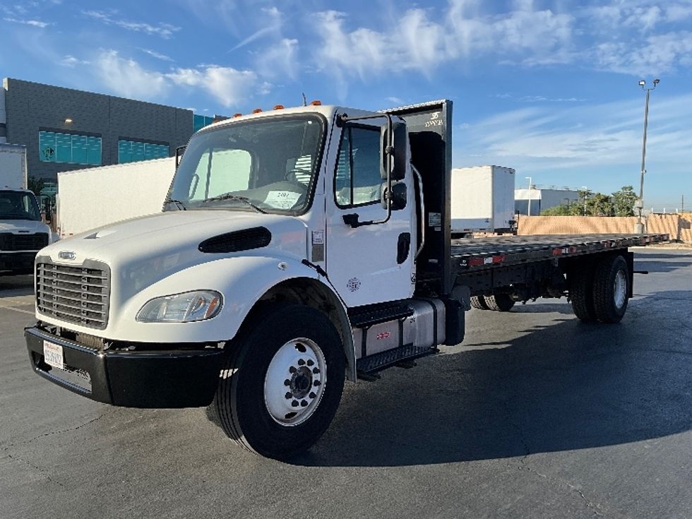 Flatbed Truck-Light and Medium Duty Trucks-Freightliner-2021-M2-Torrance-CA-75,574\n\t\tmiles-$ 72,250 - Image 3