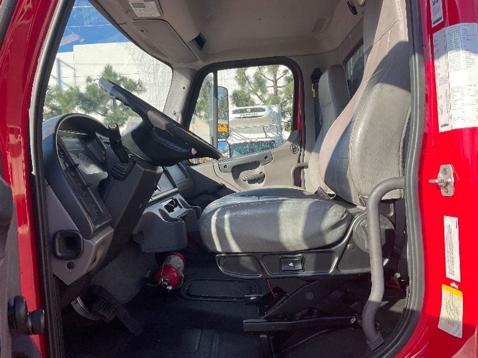 Flatbed Truck-Light and Medium Duty Trucks-Freightliner-2021-M2-Torrance-CA-78,214\n\t\tmiles-$ 90,500 - Image 17