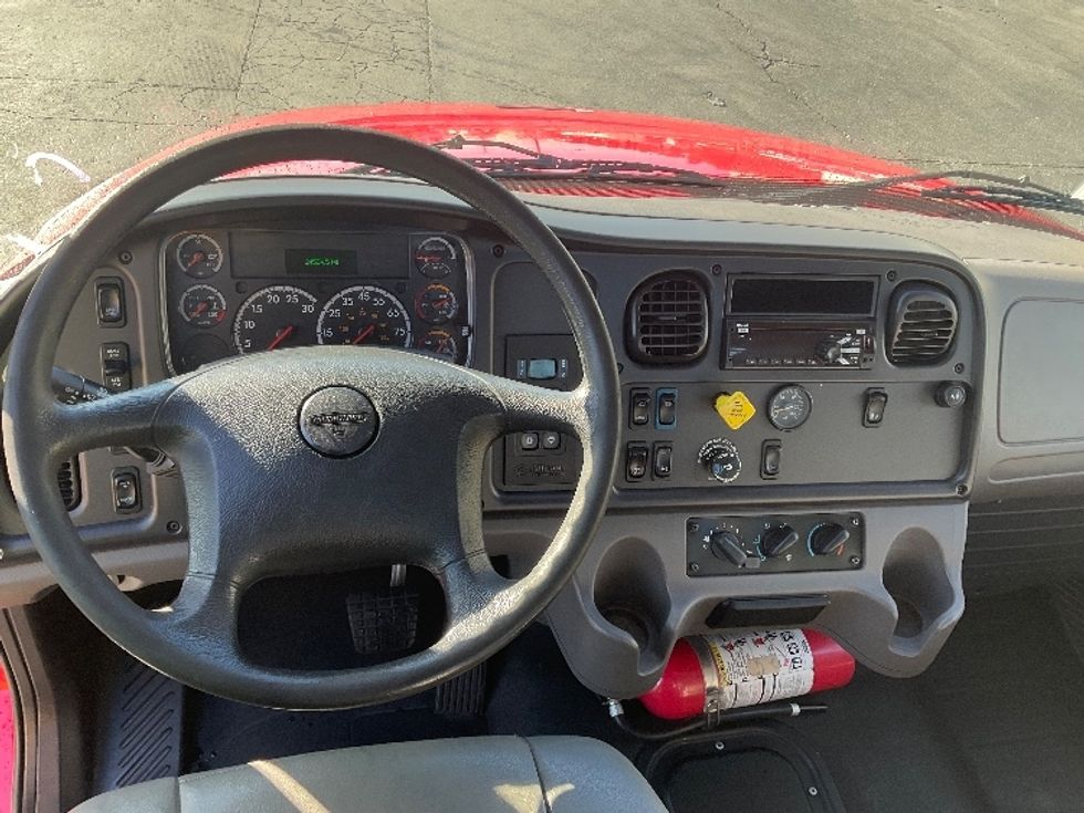 Flatbed Truck-Light and Medium Duty Trucks-Freightliner-2021-M2-Torrance-CA-78,214\n\t\tmiles-$ 90,500 - Image 18