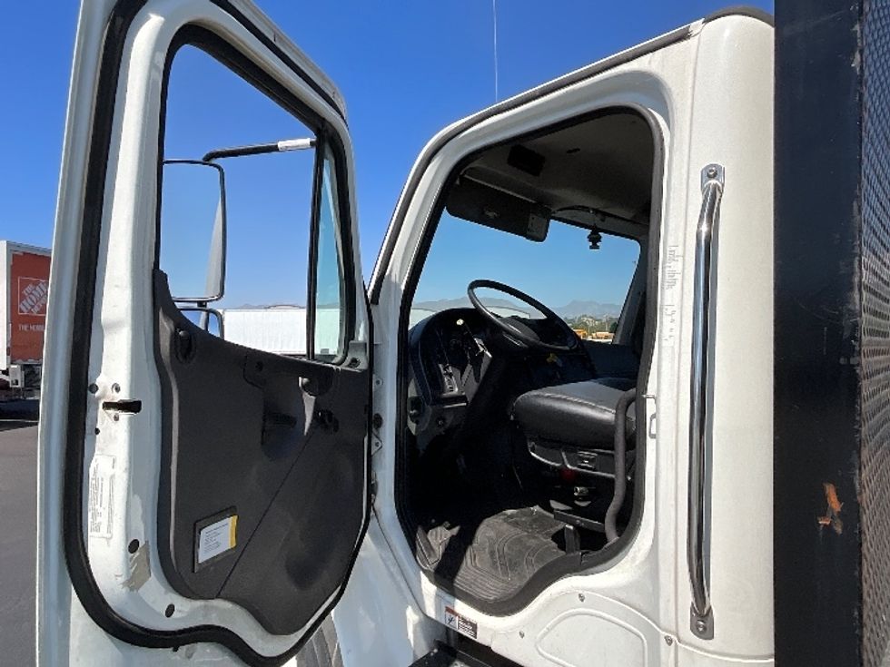 Flatbed Truck-Light and Medium Duty Trucks-Freightliner-2021-M2-Torrance-CA-83,348\n\t\tmiles-$ 67,500 - Image 10