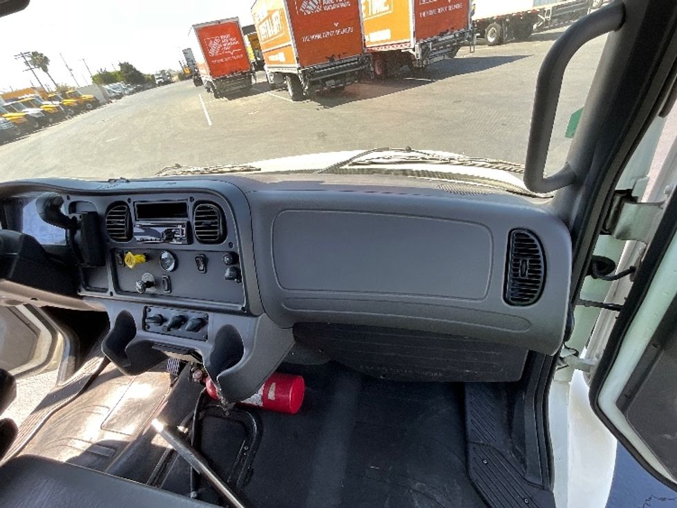 Flatbed Truck-Light and Medium Duty Trucks-Freightliner-2021-M2-Torrance-CA-83,348\n\t\tmiles-$ 67,500 - Image 15